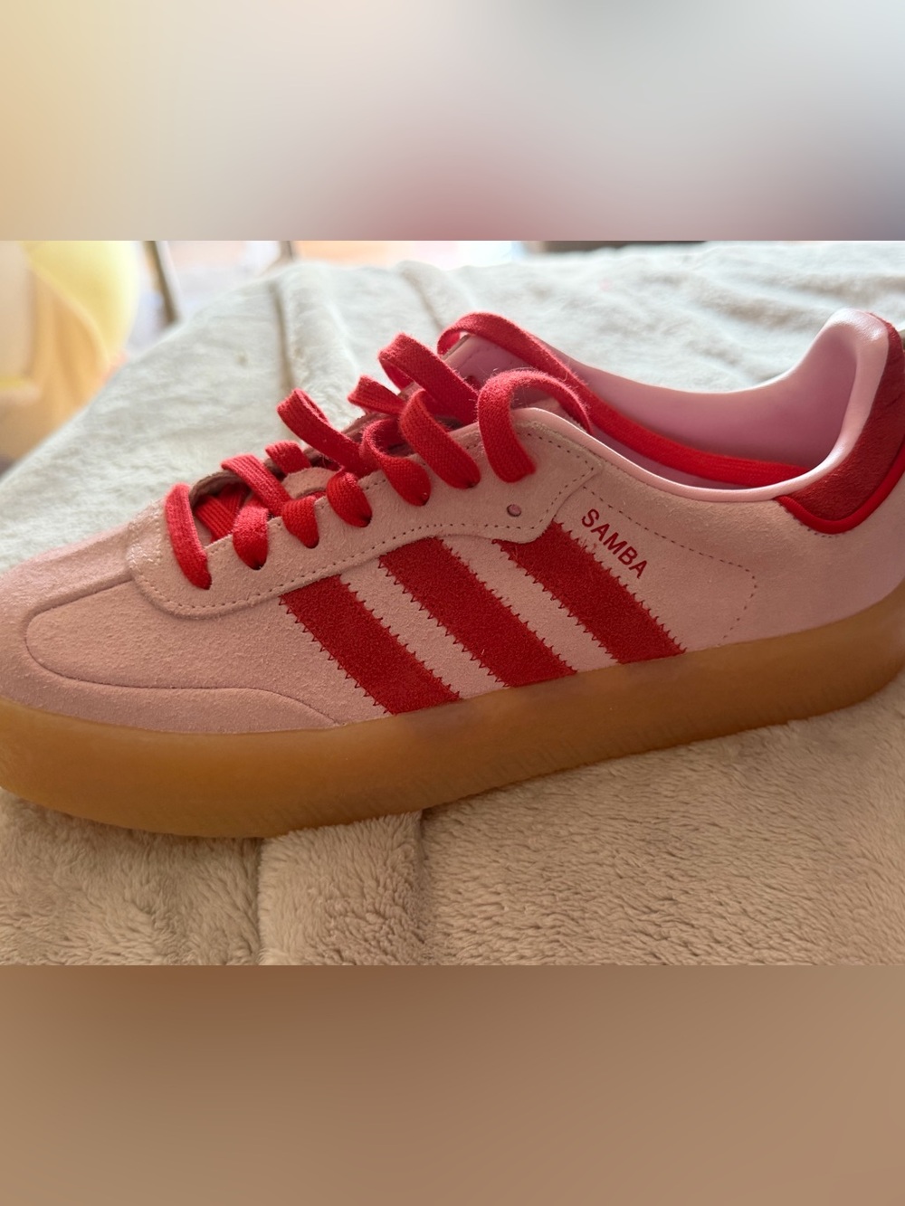 Never worn! Adidas Sambae Sneakers in Pink & Red with Gum Sole 8.5 - Picture 3 of 4
